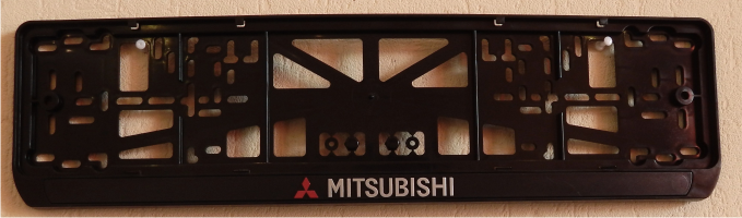 Антивандальная рамка на государственный номер - MITSUBISHI RED